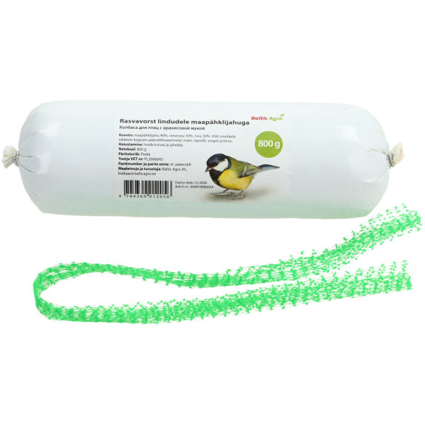 Fat sausage for birds with peanuts